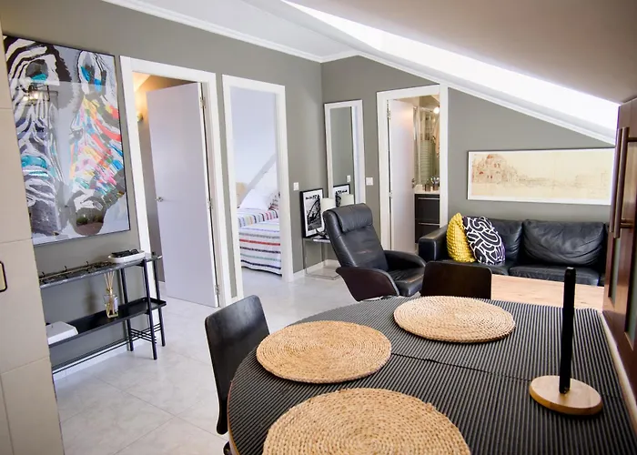 Apartamento ático Bratón